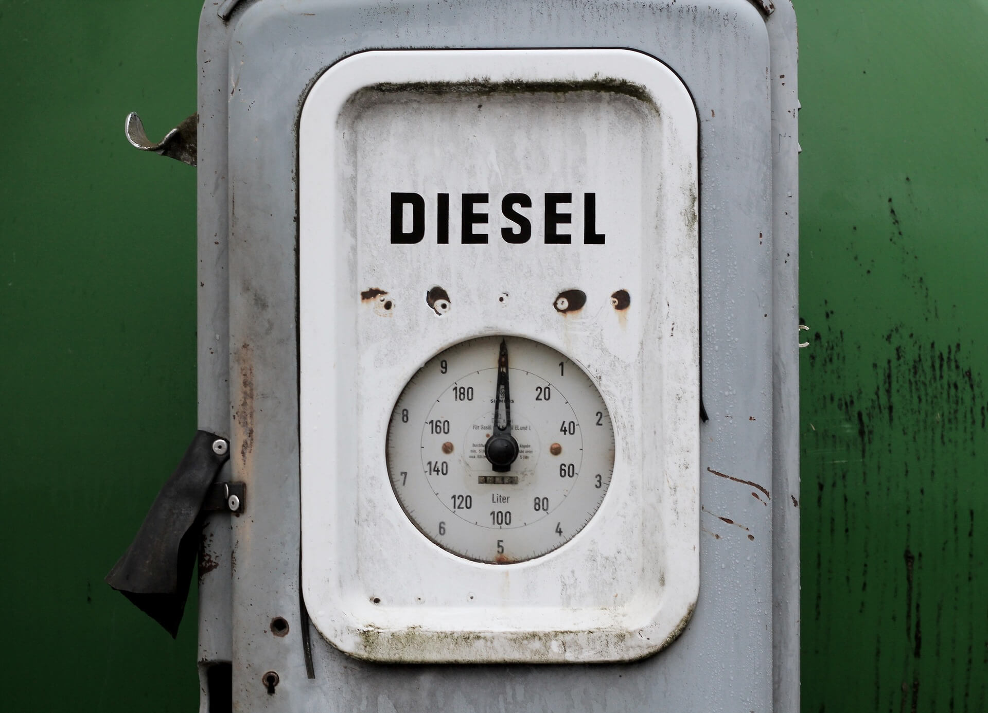 diesel fuel image metre
